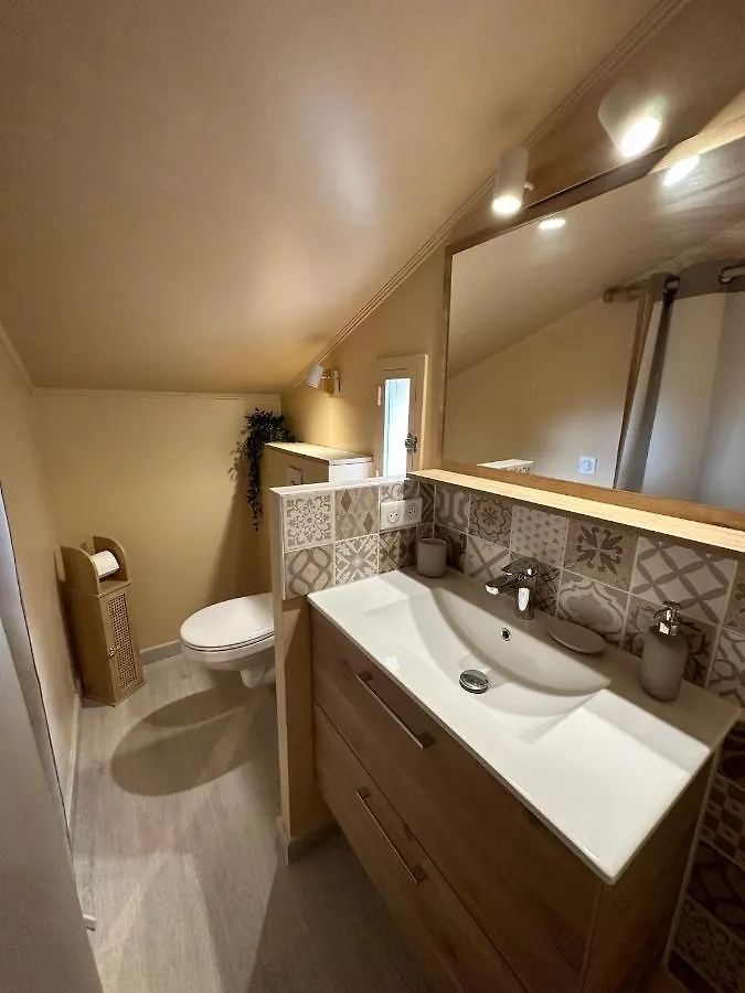 Bed and Breakfast Maison Francoise Aix-en-Provence 0*,  Francja
